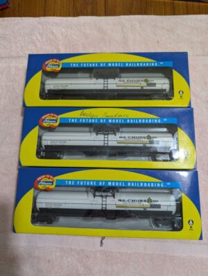 Athearn HO 62' Na Churs tank car x 3