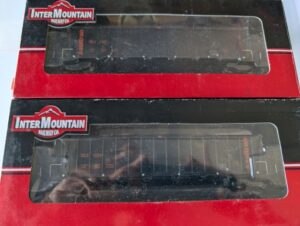 InterMountain HO Bathtub Coal Gondola Sultran x 2 with Load