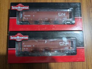 InterMountain HO 4-Bay Cylindrical Hopper - Round hatch - CN Canadian National x 2